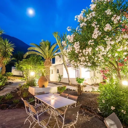 La Sciara Hotel 4*