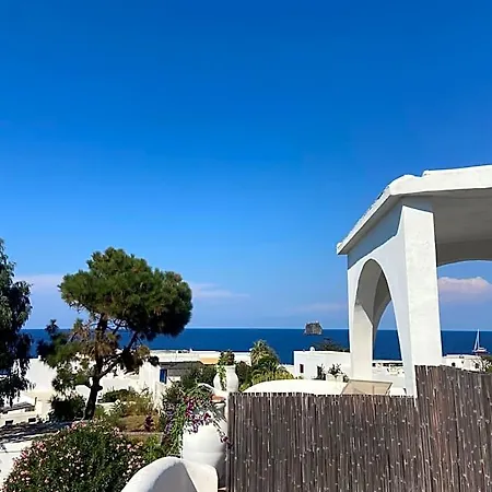 Ξενοδοχείο La Sciara 4*